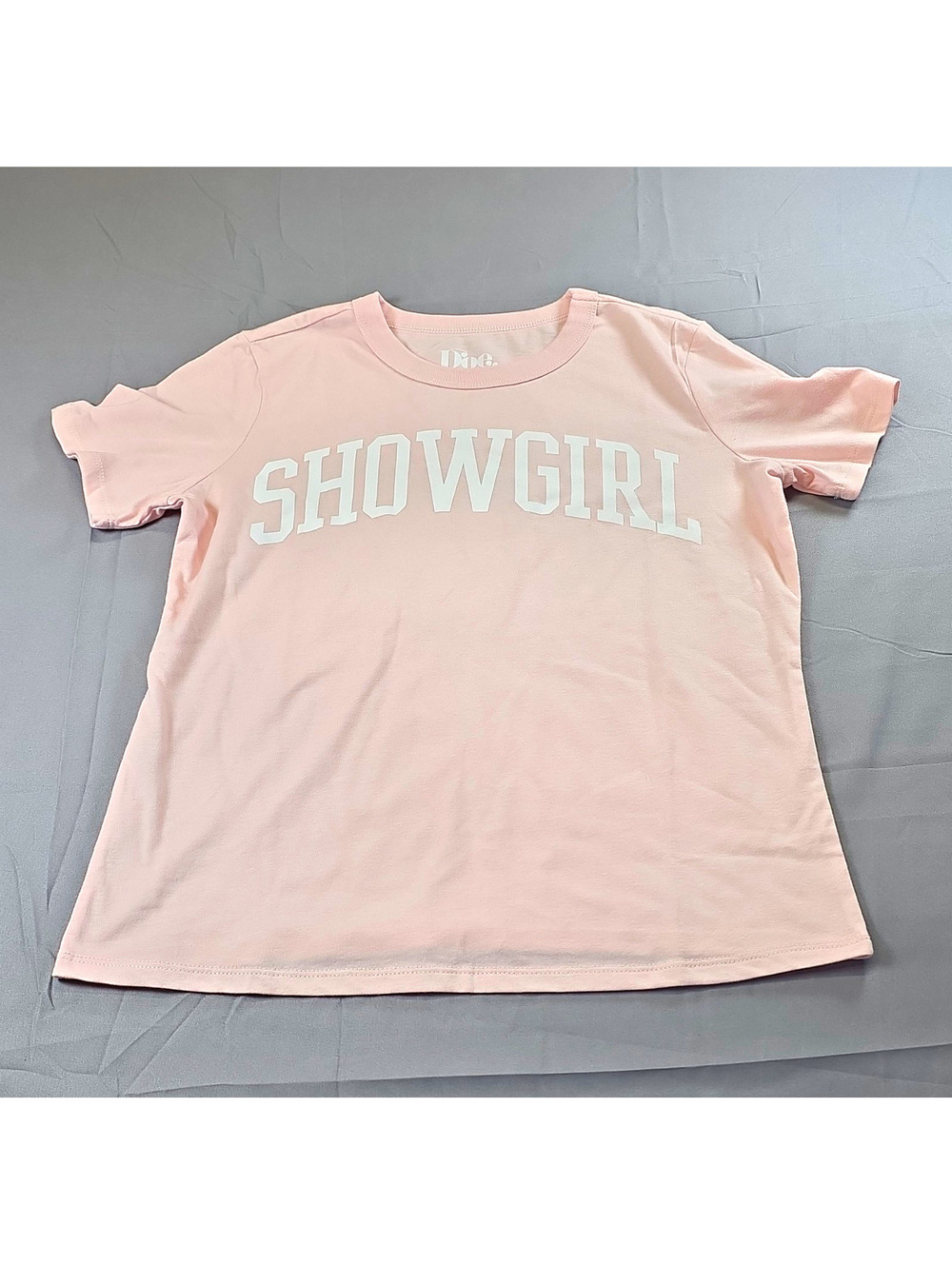 NWOT  Dôe Showgirl Graphic Logo Crewneck Short Sleeve T-Shirt Pink XS